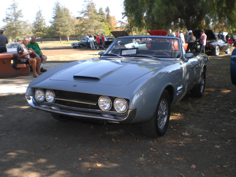 G-G-G-Ghia